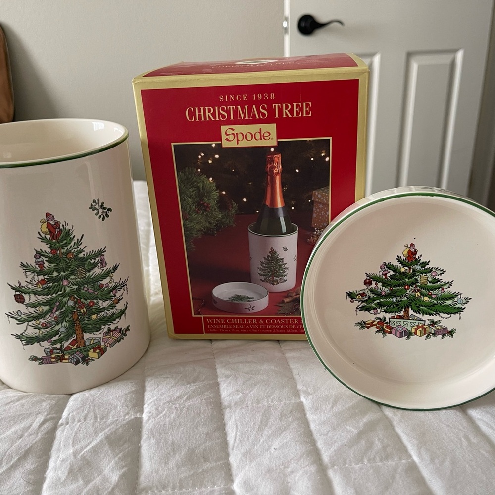 Spode Christmas tree wine chiller and coaster set